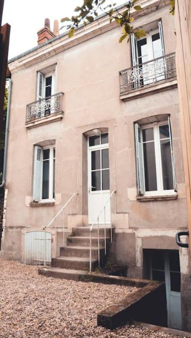 L'Etape - La Maison Des Amis Tours Bagian luar foto